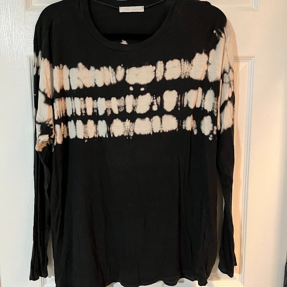 Super soft tie dye shirt